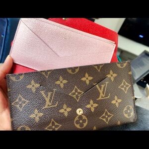 LV Jeanne wallet insert